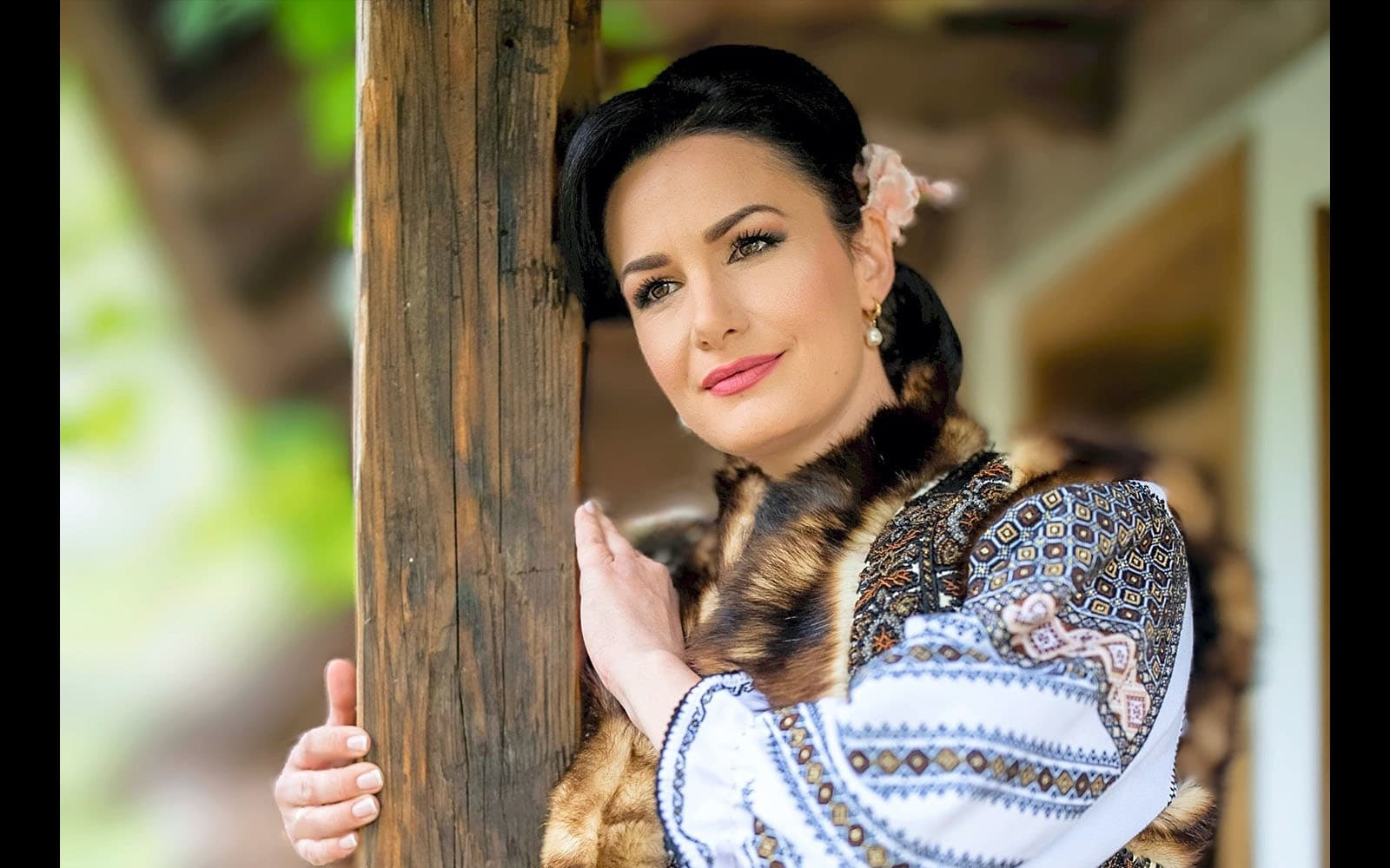 Viorica Macovei - Bucovina - ANDYmedia partener